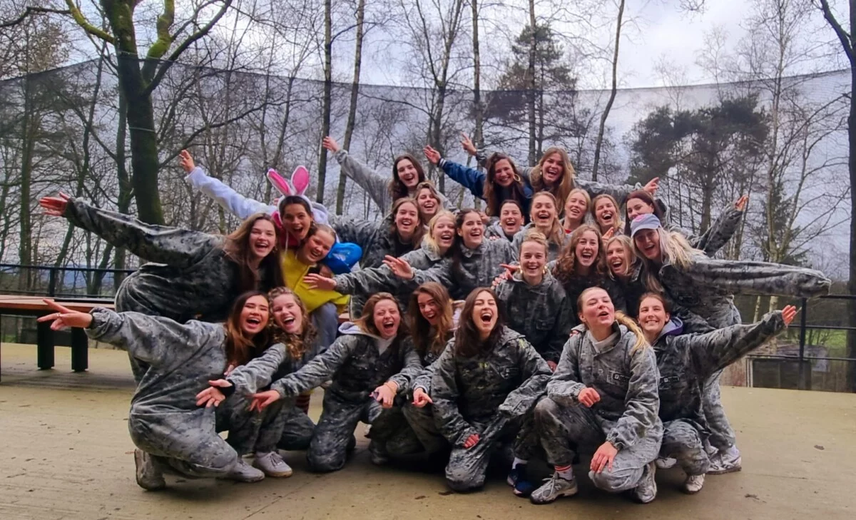 groupe de jeune fille pour un EVJF