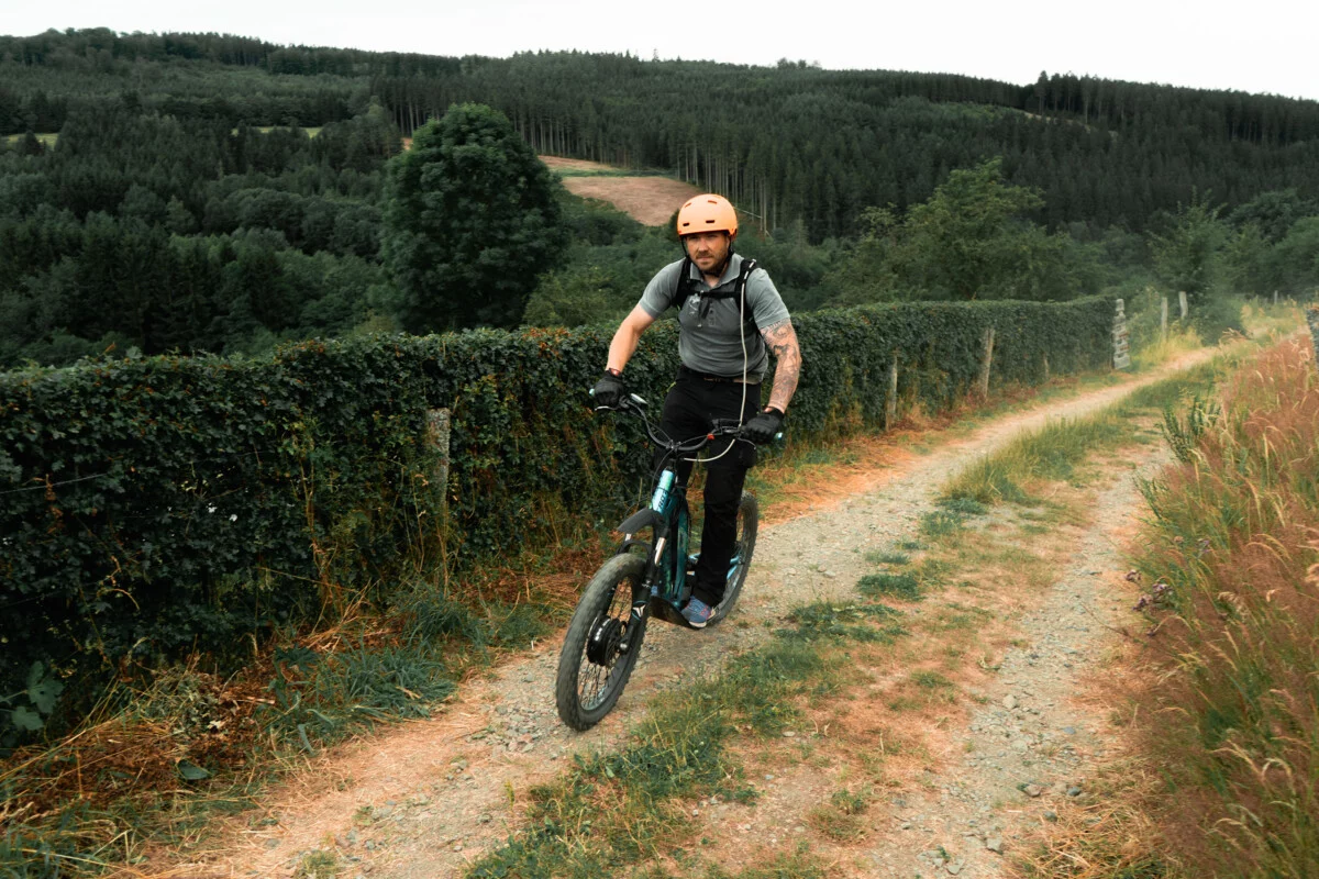 Personne sur un Escoot